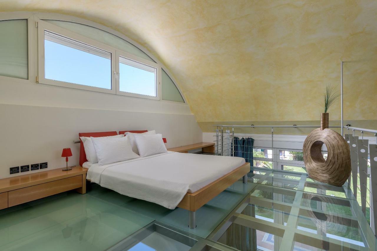 Grande Dame Villa Of Rhodes Asgourou エクステリア 写真